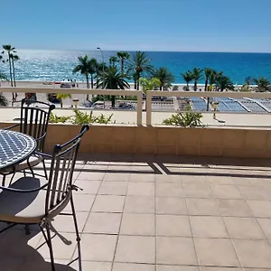 https://home4holidays.hotelsinnerja.org