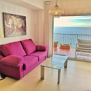 https://carabeo-vista-mar.hotelsinnerja.org